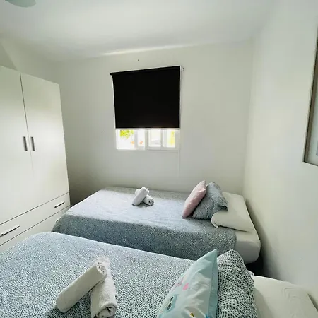 Piscina Compartida, Solo Adultos, Ac, Calefaccion El Paso