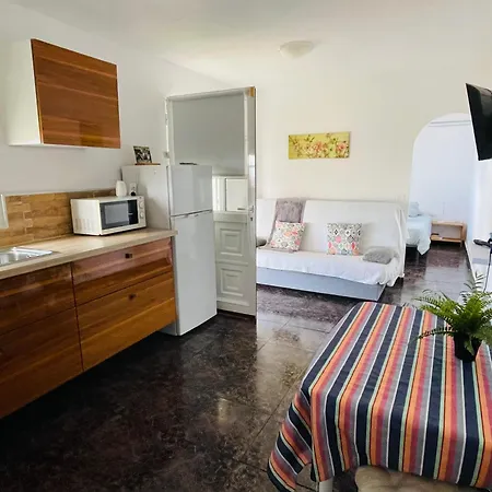 Piscina Compartida, Solo Adultos, Ac, Calefaccion *